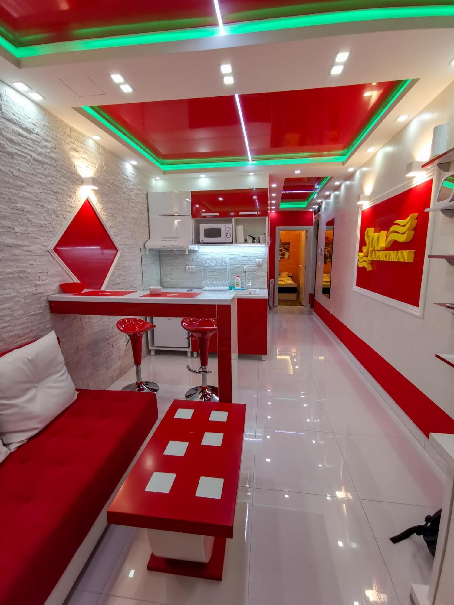 Spa Apartman Red Passion Apartamento Belgrado Exterior foto