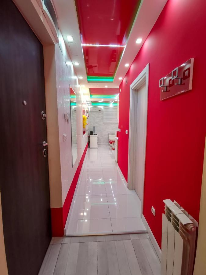 Spa Apartman Red Passion Apartamento Belgrado Exterior foto